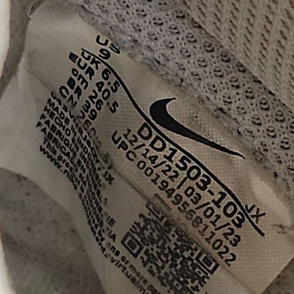 Nike Dunk Low Light Bone Women's Size 9 DD1503-107 - Picture 10 of 11